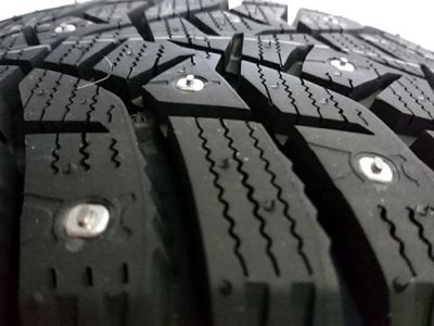 BRIDGESTONE Blizzak Spike-02 SUV